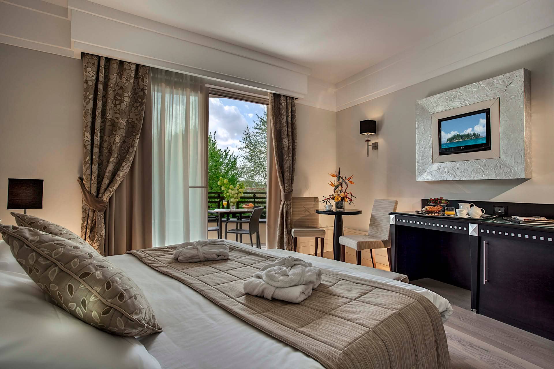 Luxury Camere Parkjuniorhotel Quartodaltino 04