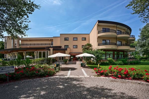 Hotel Parkjuniorhotel Quartodaltino 02